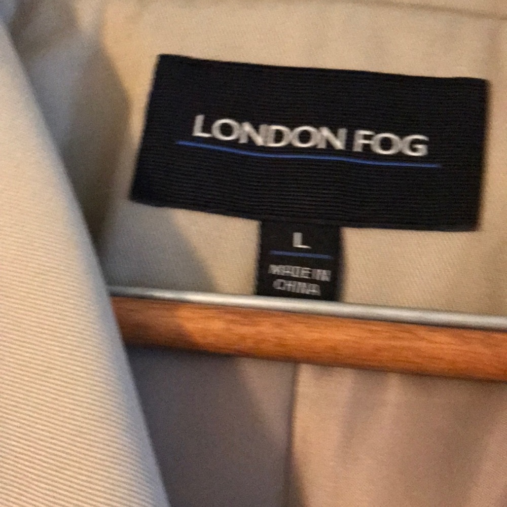 Coat - Picture 4 of 5
